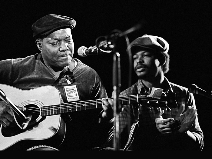 musicians, playing guitar